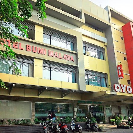 Oyo 1009 Hotel Bumi Malaya Medan Exteriér fotografie