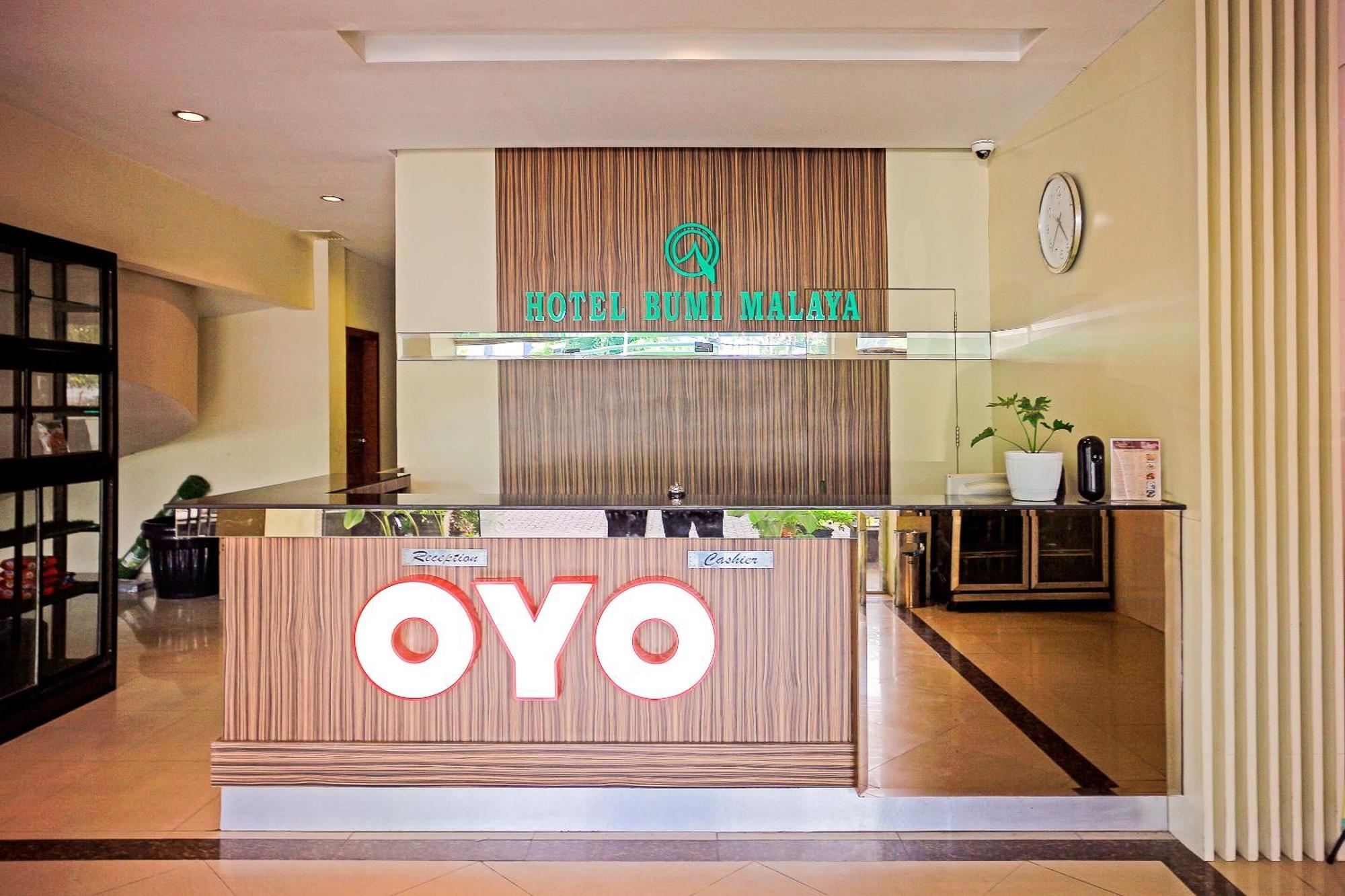 Oyo 1009 Hotel Bumi Malaya Medan Exteriér fotografie