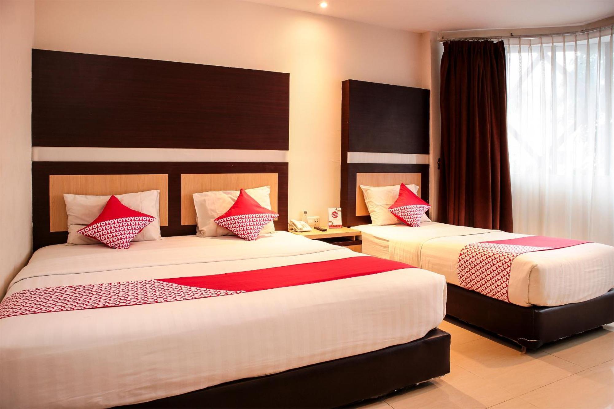 Oyo 1009 Hotel Bumi Malaya Medan Exteriér fotografie
